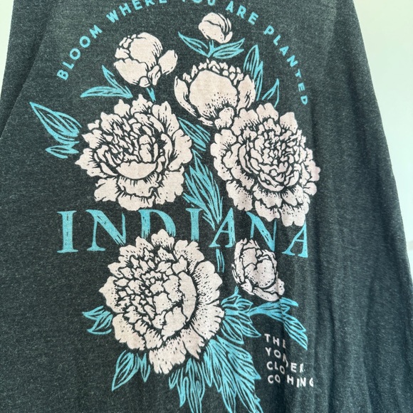 Women's Charcoal Indiana Floral Graphic Tank Top - Picture 2 of 4